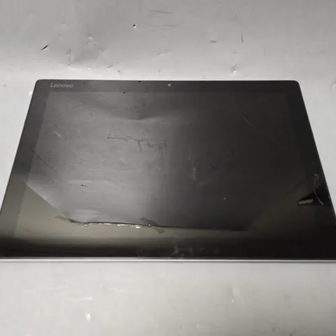 LENOVO MIIX 520