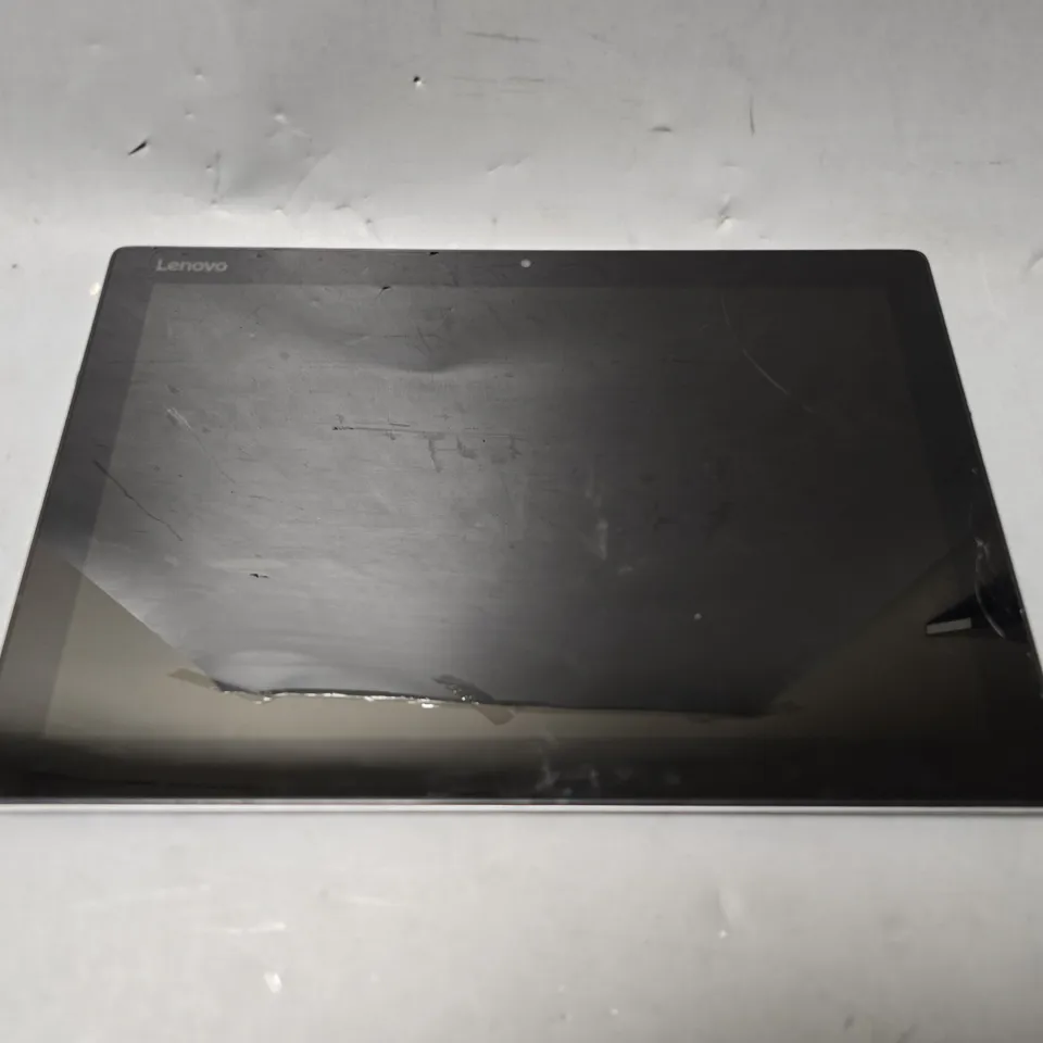 LENOVO MIIX 520
