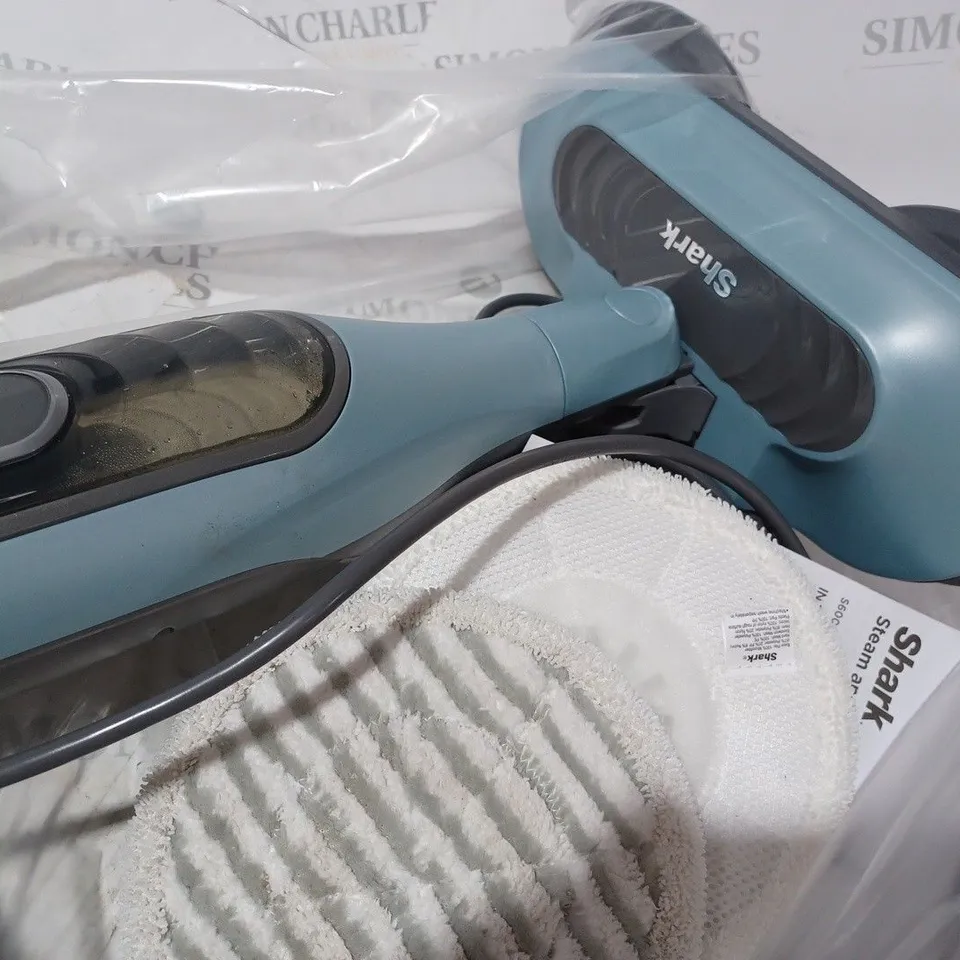 BOXED SHARK S6002UK STEAM FLOOR MOP - COLLECTION ONLY