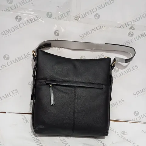 LEATHER CROSSBODY BAG - BLACK