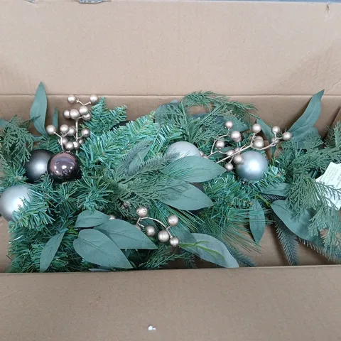 NORDIC TEARDROP CHRISTMAS WREATH - 70 CM