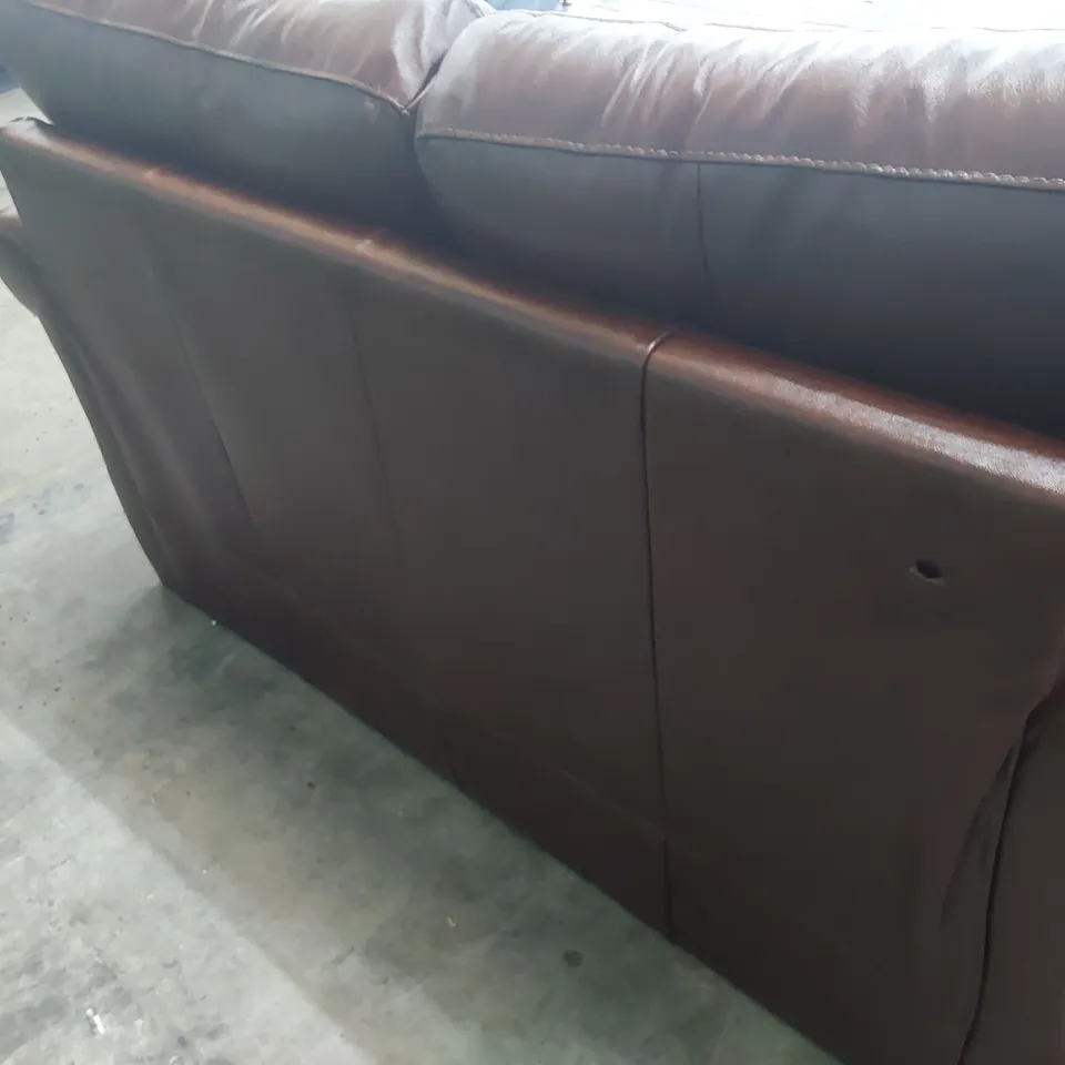 DESIGNER  TWO SEATER SOFA CHESTNUT LEATHER WITH BOLSTER CUSHIONS 