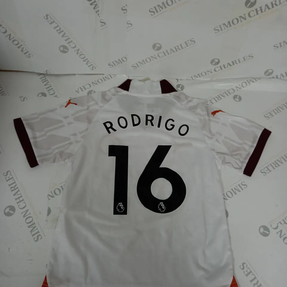 MANCHESTER CITY FC AWAY SHIRT WITH RODRIGO 10 SIZE 22