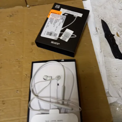 BEATSX WIRELESS EARPHONES