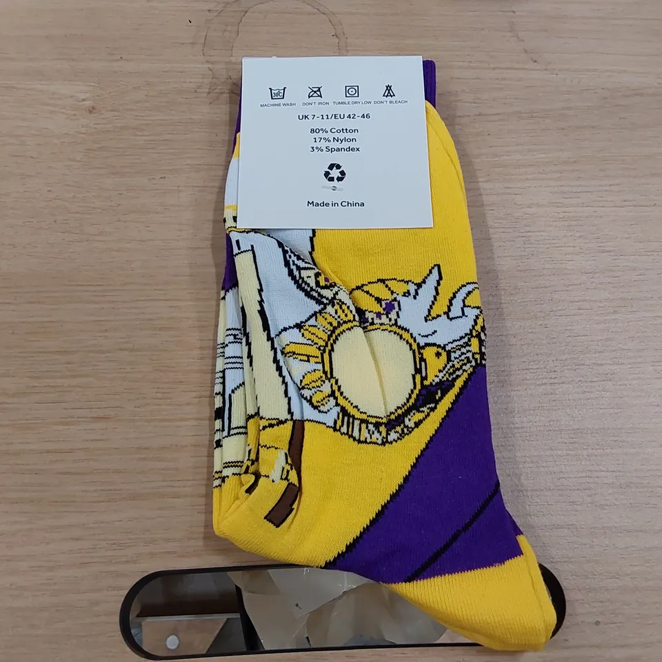 BOX OF BRAND NEW BIER CO 'BAU INDIA' SOCKS // APPROXIMATELY 360 PAIRS (1 BOX)