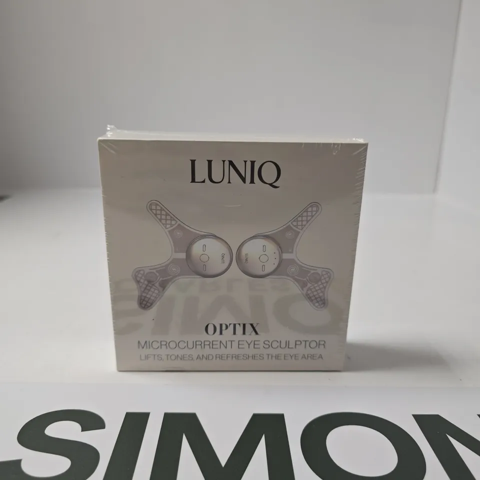 LUNIQ OPTIX MICROCURRENT EYE SCULPTOR