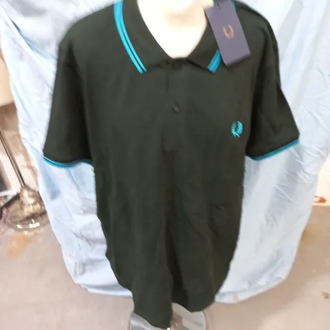 FRED PERRY POLO SHIRT β WITH TURQUOISE TRIM, EMBROIDERED LAUREL LOGO β XL