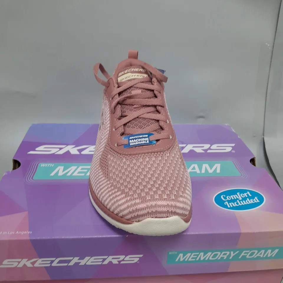 BOXED SKECHERS SIZE 4 ROSE LACE UP TRAINERS WITH MEMORY FOAM