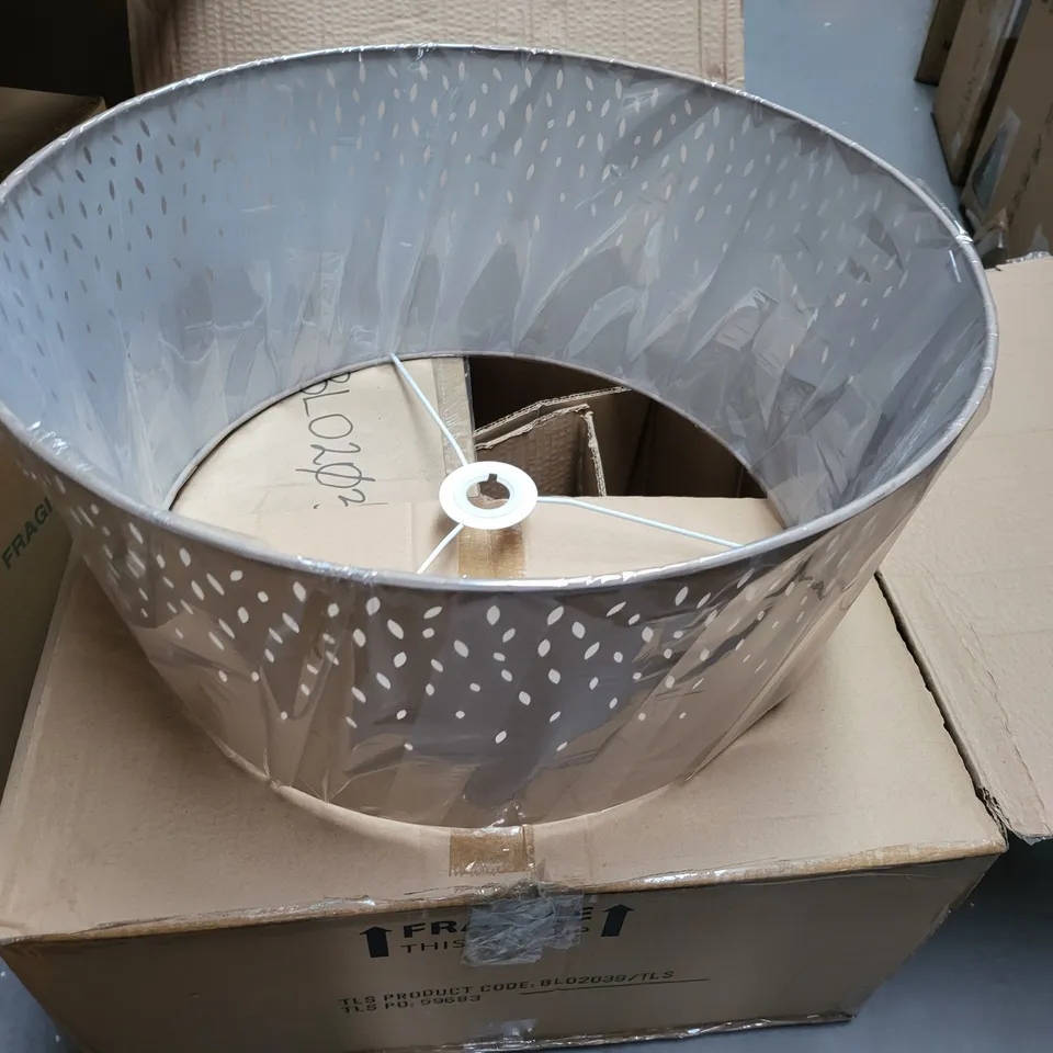 BUNNINGS BLOSSOM LASER CUT LIGHT BROWN LIGHT SHADE 
