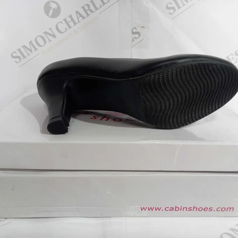 BOXED CABIN SHOES SUMMER HEEL BLACK - SIZE 3