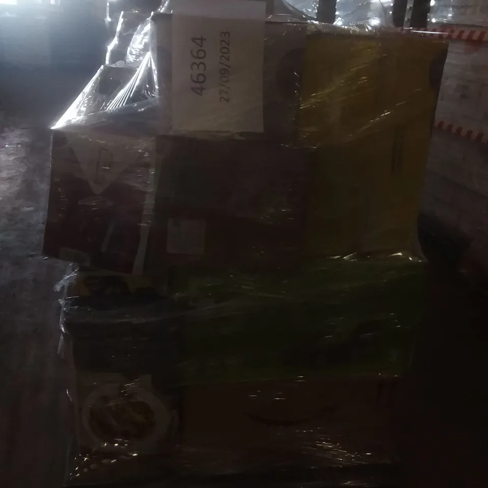 PALLET OF ASSORTED ELECTRICAL ITEMS INCLUDING PORTABLE CD AND CASSETTE PLAYER, 36CM BATTERY POWERED LAWN MOWER, HIGH PRESSURE WASHER, 1600W HAIRDRYER, INFLATABLE POOL