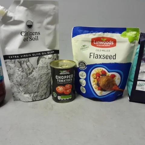 TOTE OF APPROXIMATELY 10 ASSORTED FOOD ITEMS TO INCLUDE - FLAXSEED , CHOPPED TOMATOES , ROBINSONS SUMMER FRUITS ETC