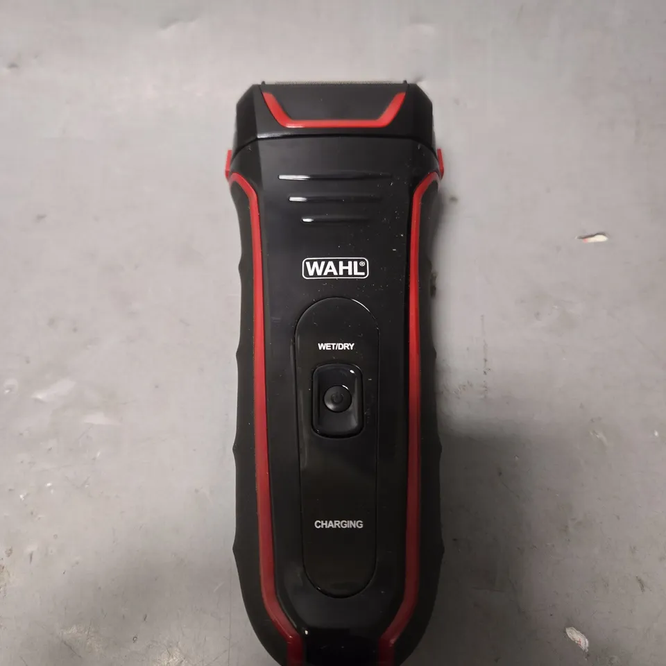 BOXED WAHL WET/DRY SHAVER 