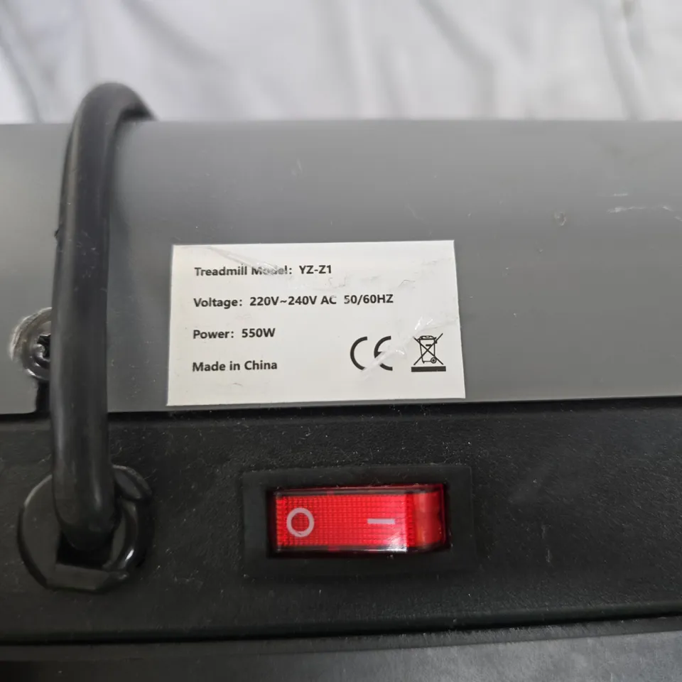 TREADMILL YZ-Z1 – 550W, 220–240V, MADE IN CHINA