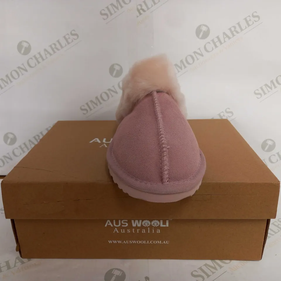 AUS WOOLI SYDNEY IN PALE PINK - UK 6 