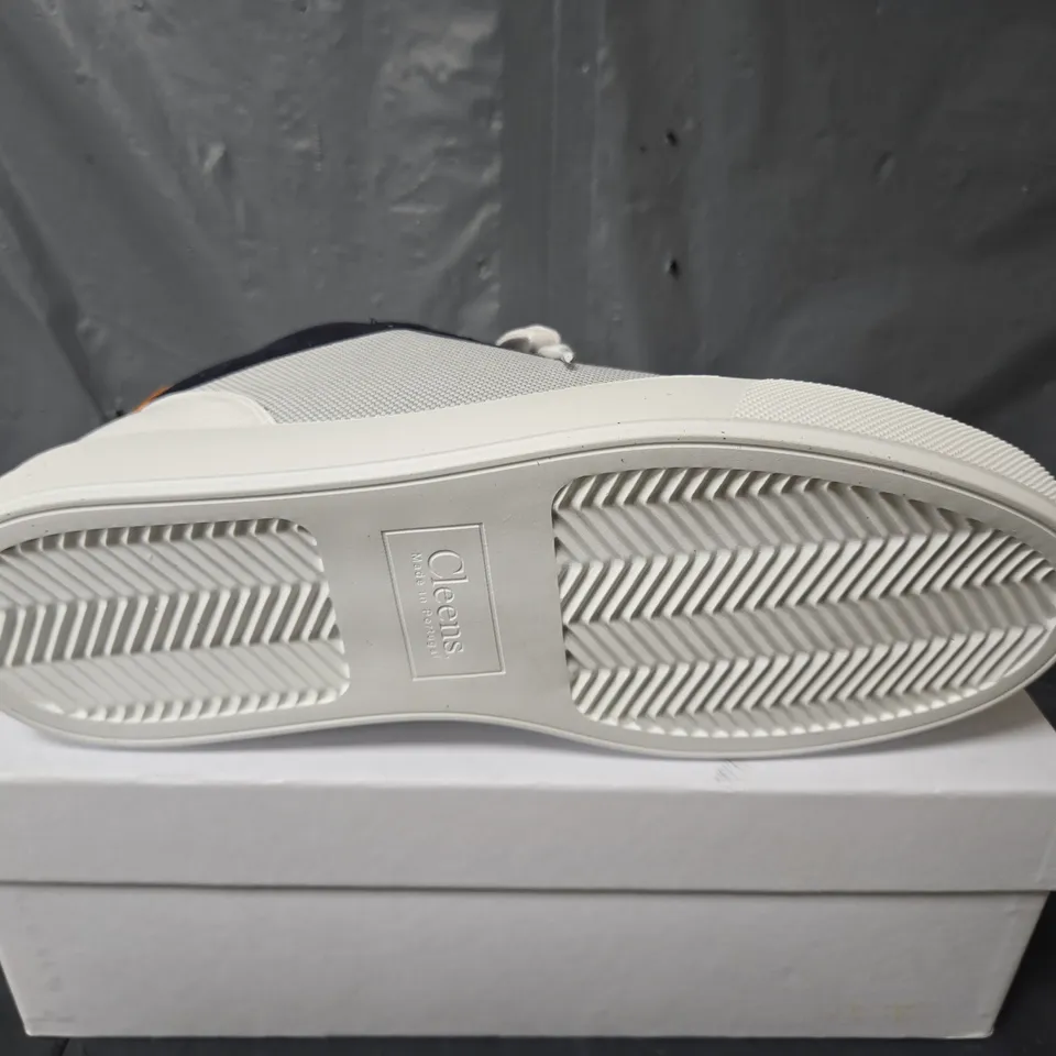 BOXED PAIR OF CLEENS LUXOR TRAINERS IN NAVY WHITE - UK 12.5
