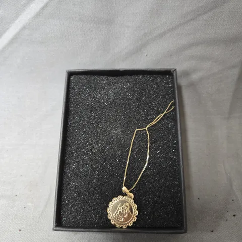 9CT GOLD ST CHRISTOPHER MEDALLION WITH CURB CHAIN - COLLECTION ONLY