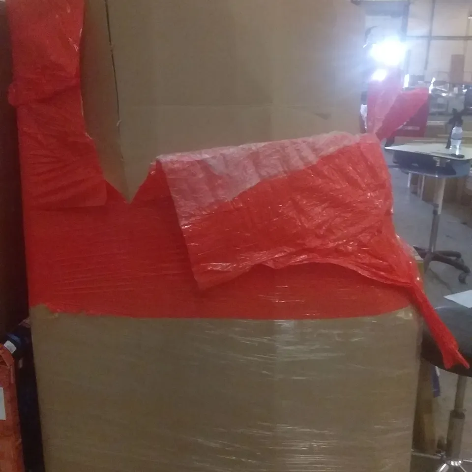 PALLET OF ASSORTED ITEMS INCLUDING BAR STOOLS, LAUNDRY BASKET, CLOTHES HANGER, SHOVEL CARRY BAG