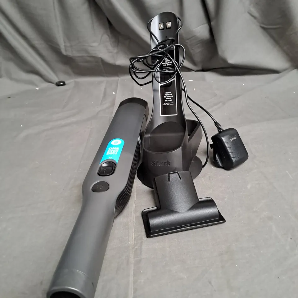 SHARK CORDLESS HANDHELD VACUUM CLEANER WV200UK