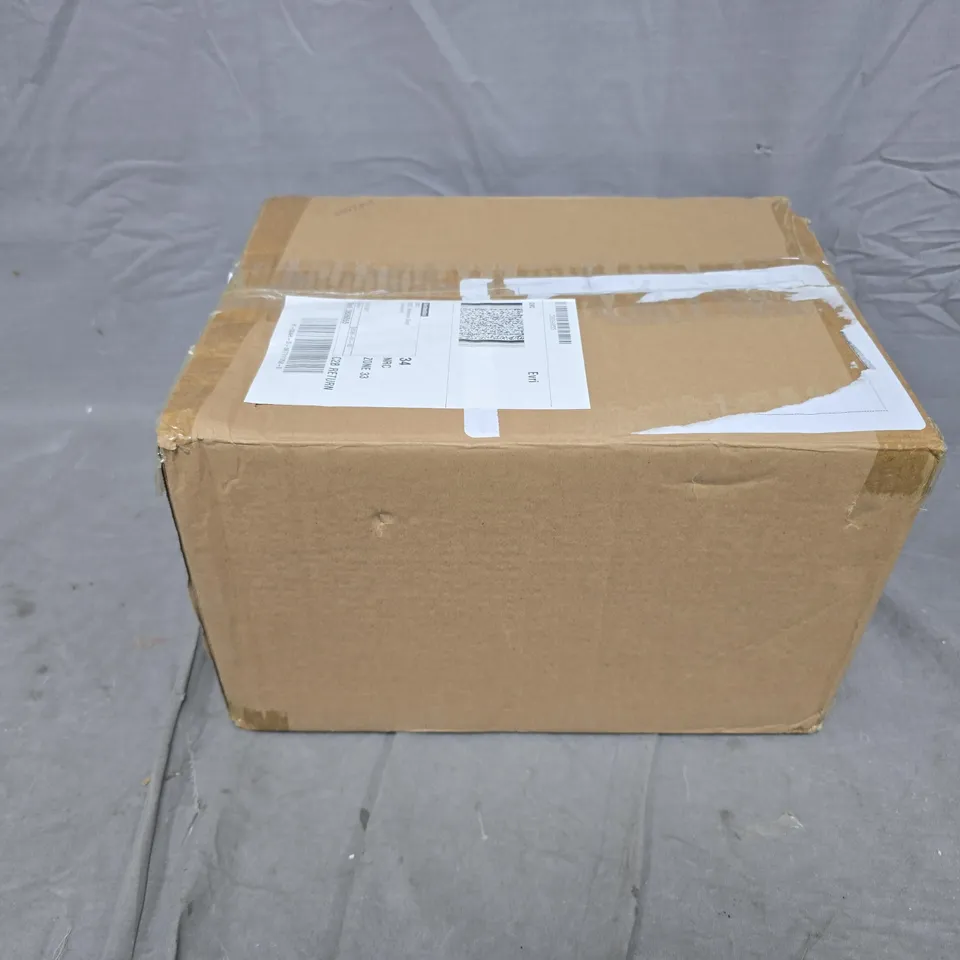 BUNDLEBERRY BY AMANDA HOLDEN SET OF 2 GLASS HURRICANES GREEN