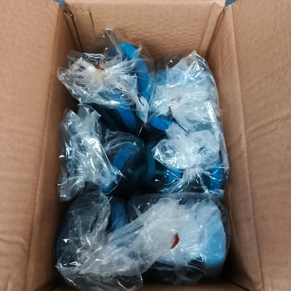 6 X CAT & JACK CHILDRENS FLIP FLOPS IN BLUE - 11/12