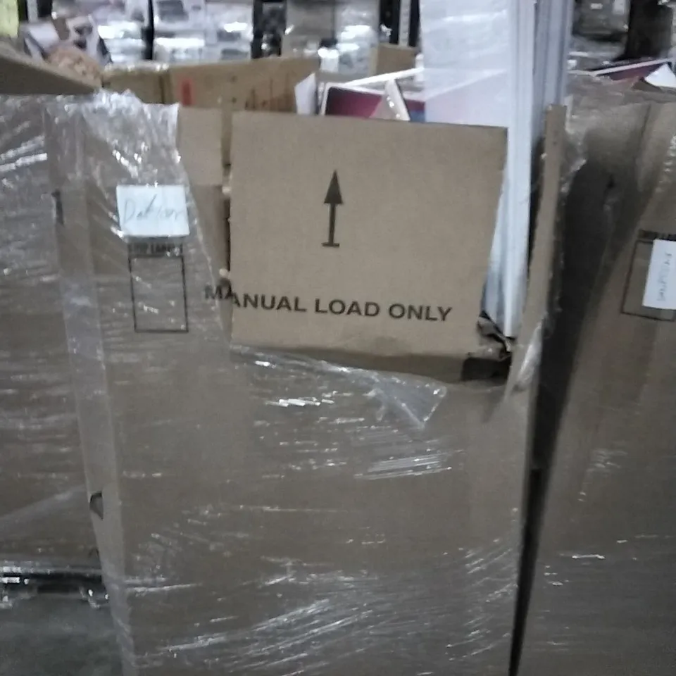 PALLET CONTAINING VARIOUS ASSORTED ITEMS TO INCLUDE:BLANK CANVASSES FOLDING CAMPING CHAIR, 4 IN 1 BABY BASSINET, BABY CHANGING STATION, ETC.