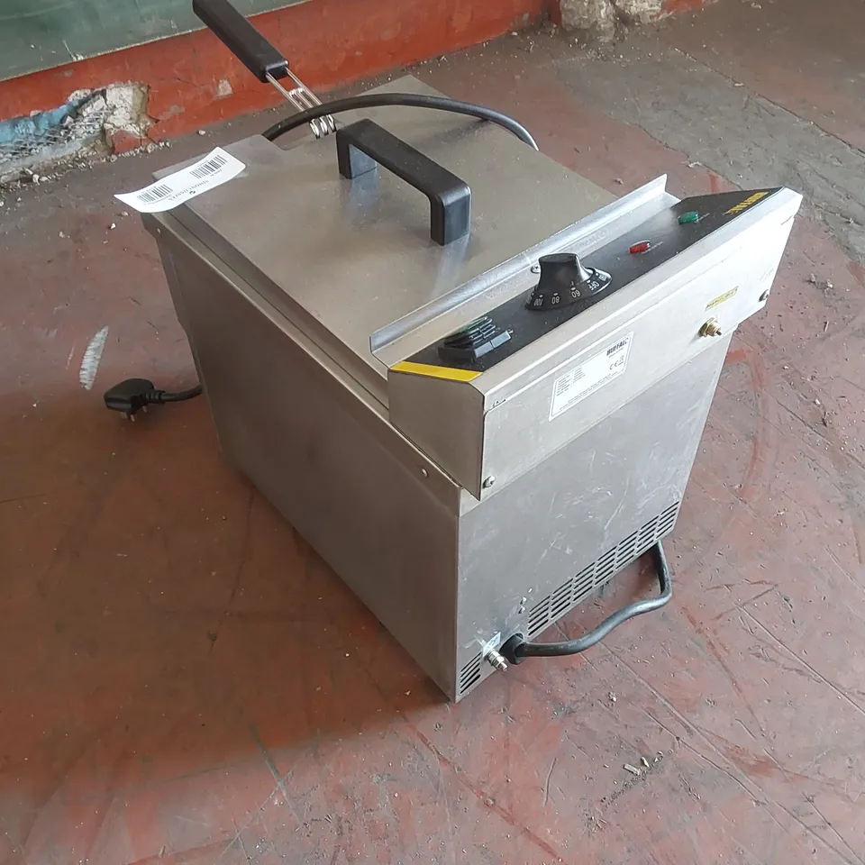 BUFFALO CP793 COMMERCIAL SINGLE BASKET FRYER