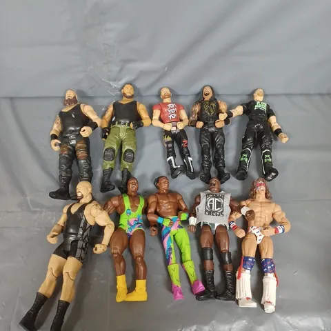 LARGE QUANTITY OF WRESTING FIGURES