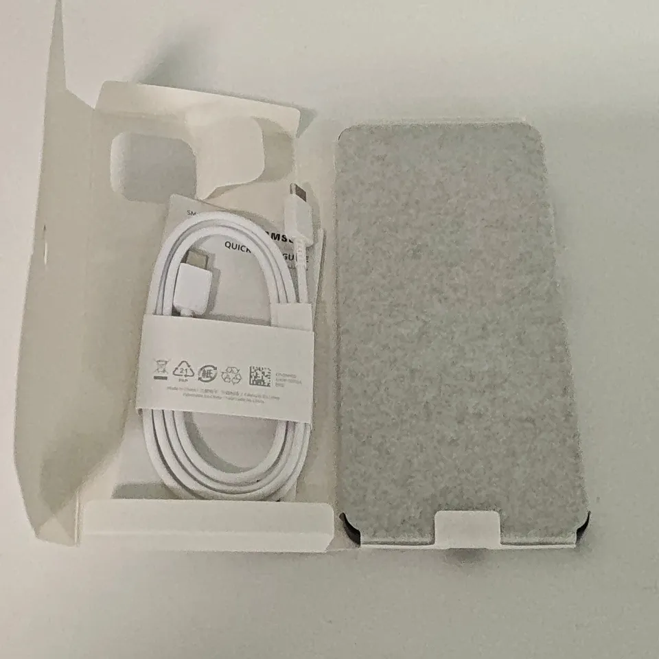 BOXED SAMSUNG GALAXY A06 4/64GB IN BLACK - SM-A065F