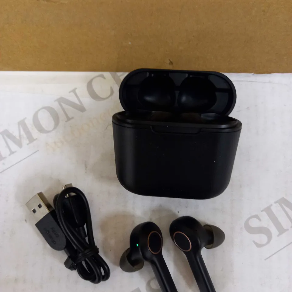 ASDA TECH NOISE CANCELLING EARPHONES WITH CHARGING CASE 