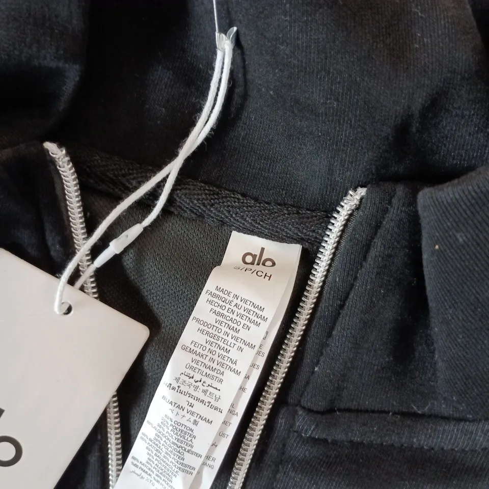 ALO YOGA JACKET IN BLACK - SMALL