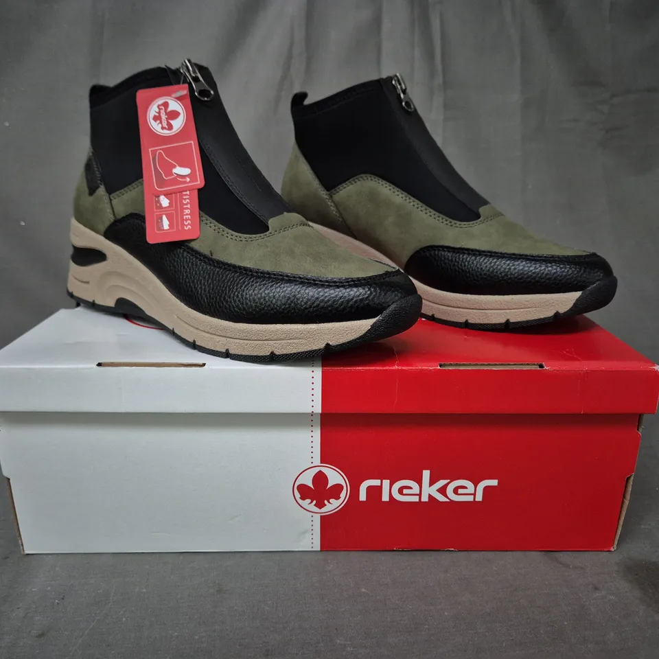 BOXED PAIR OF RIEKER SHOES IN GREEN/BLACK EU SIZE 40