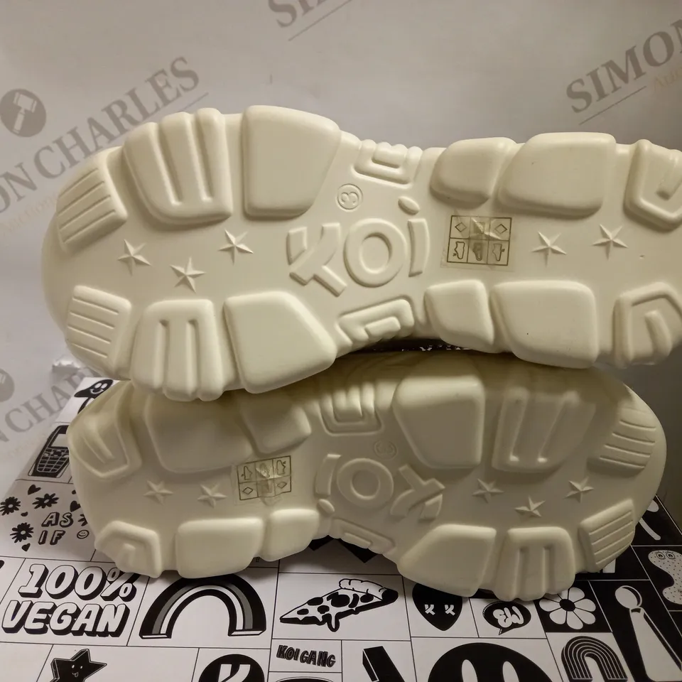 KOI VEGAN JINX WHITE MYSTIC CHARM TRAINERS - SIZE 3