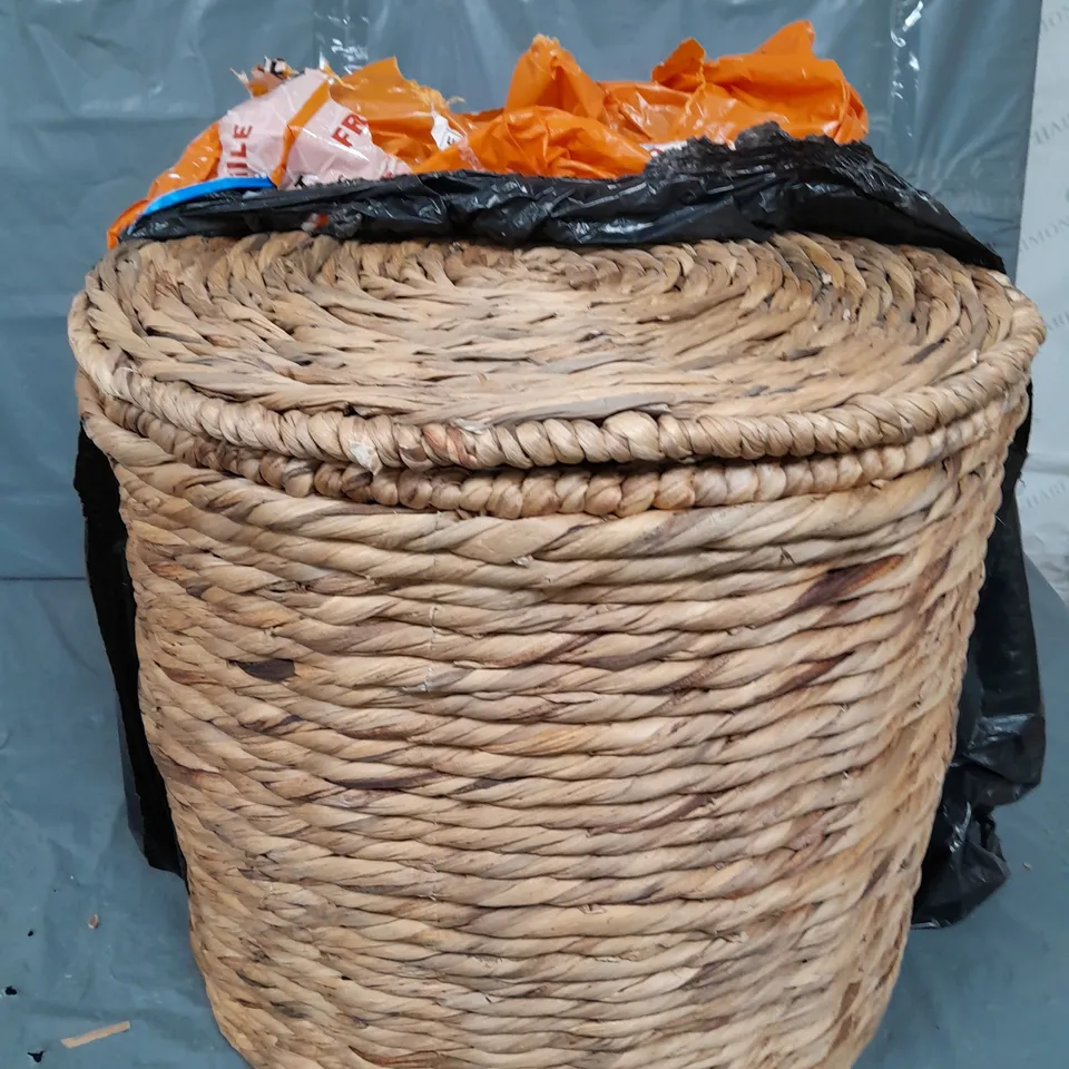 MICHELLE KEEGAN HOME - SET OF 2 ROUND BASKET