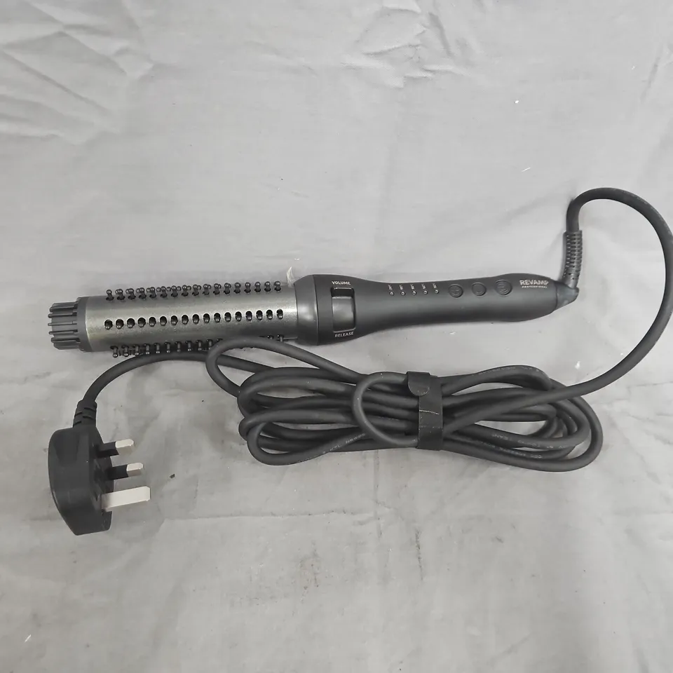 REVAMP VOLUME & WAVE CERAMIC HOT BRUSH BR-1350X-GB