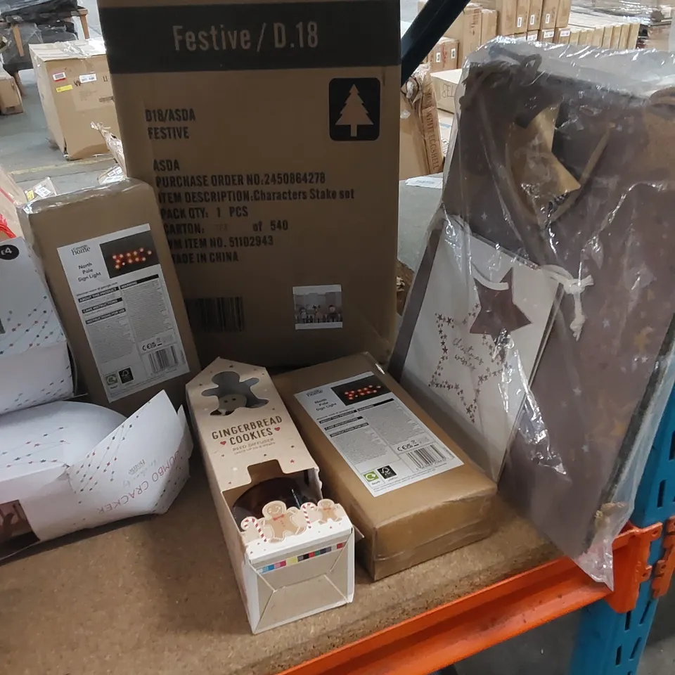 LARGE ASSORTMENT OF CHRISTMAS PRODUCTS TO INCLUDE; CANDLES, STOCKINGS, THROWS, CUSHIONS ETC