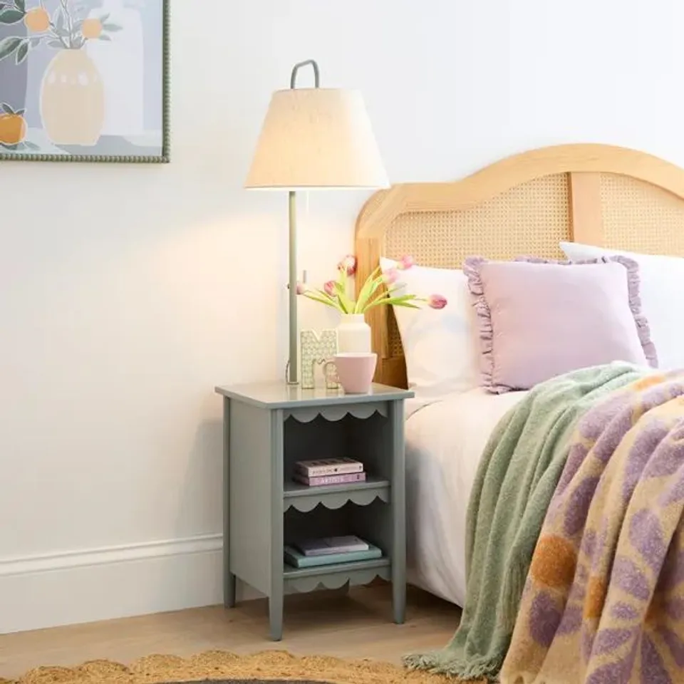 BOXED REMI SCALLOPED ADJUSTABLE BEDSIDE FLOOR LAMP ( 1 BOX) 