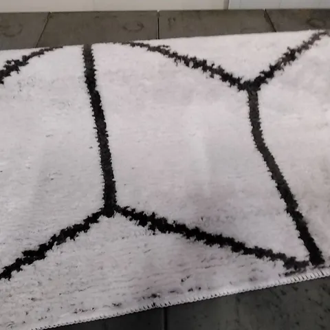 BRAND NEW PACO HOME KAUNAS CARPET IN WHITE-ANTHRACITE - 80X150CM