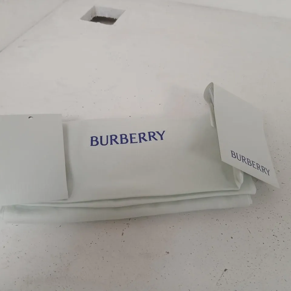 BURBERRY BEIGE QUILTED LEATHER MULES – UK 7 (EUR 40)