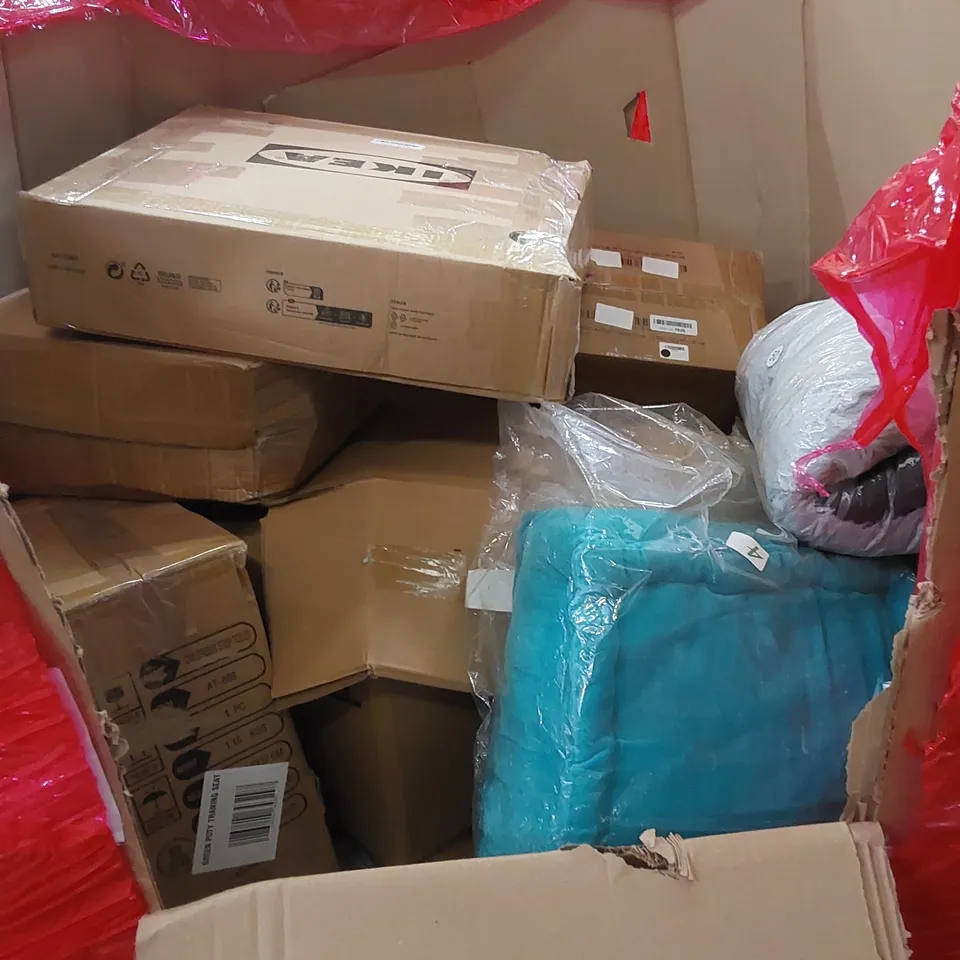PALLET OF ASSORTED HOUSEHOLD ITEMS AND CONSUMER PRODUCTS. INCLUDING; BOXED FURNITURE, PET PILLOW ETC