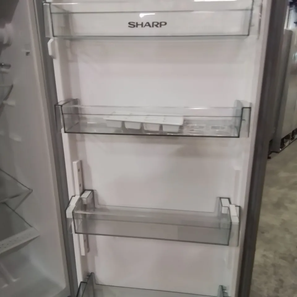 SHARP SJ-BB04DTXSF-EN FREESTANDING FRIDGE FREEZER IN SILVER  - UNPROCESSED RAW RETURN