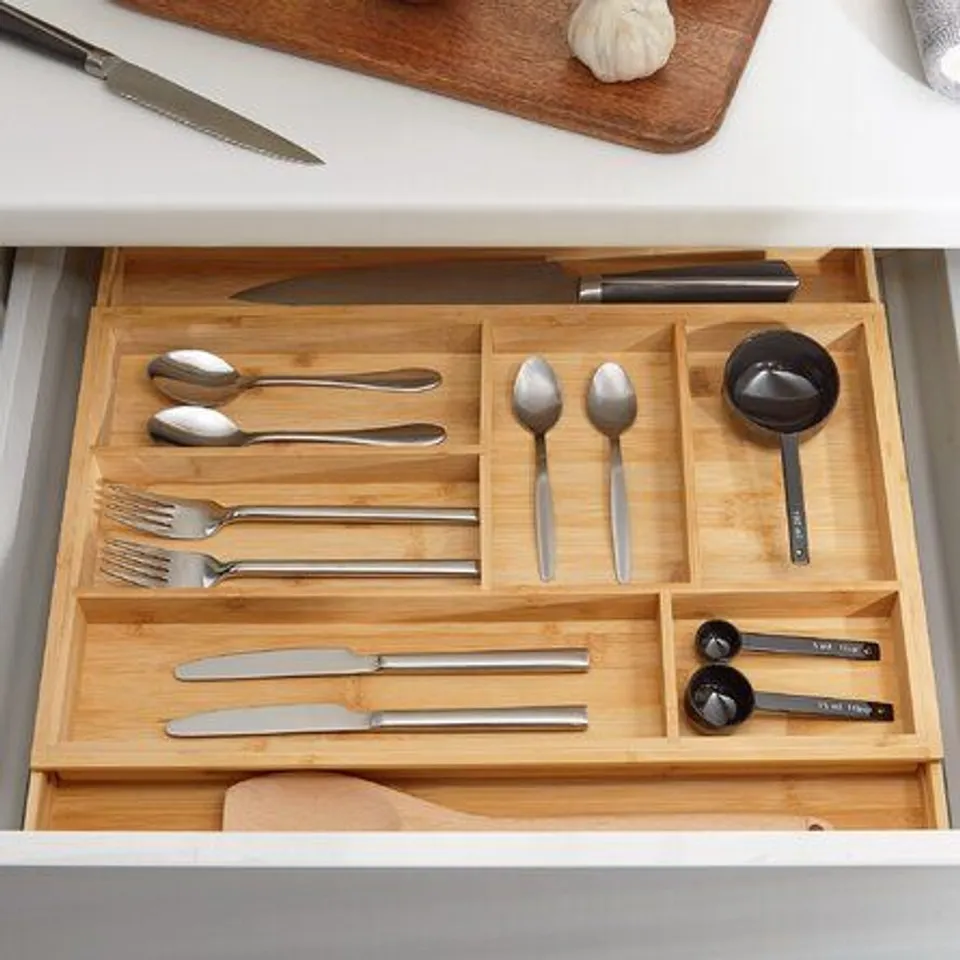 BOXED EXTENDABLE ADJUSTABLE BAMBOO CUTLERY TRAY