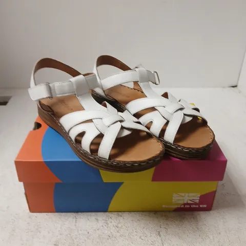 ADESSO WHITE SANDALS – 6