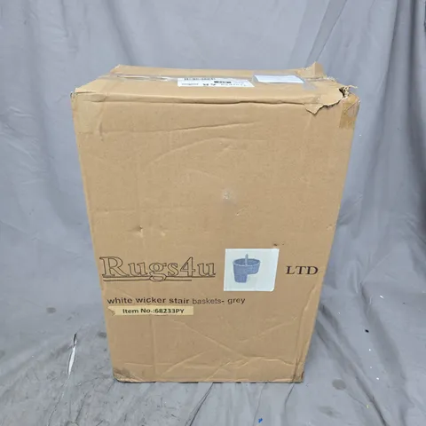 BOXED RUGS4U GREY WICKER STAIRS BASKET