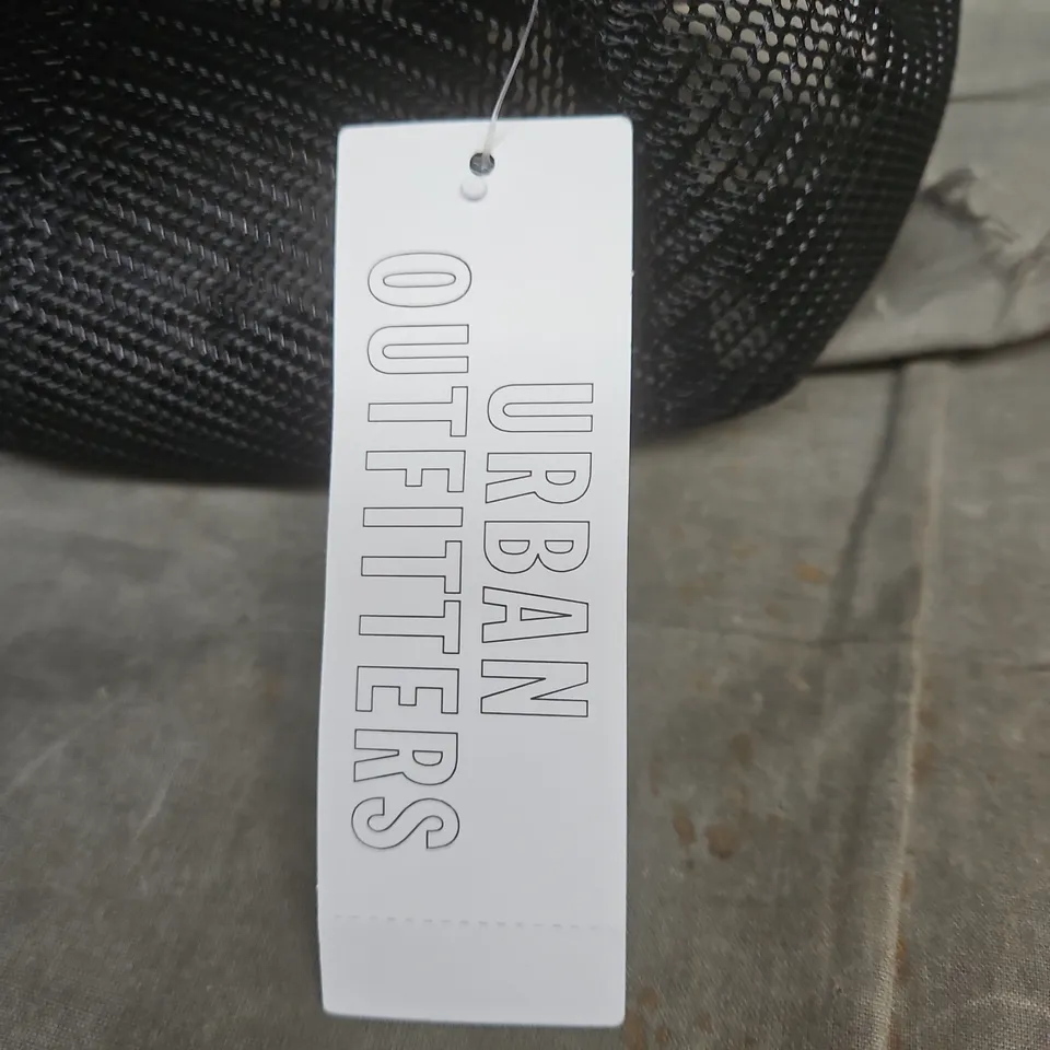 URBAN OUTFITTERS CAMOUFLAGE BASEBALL CAP WITH MESH BACK