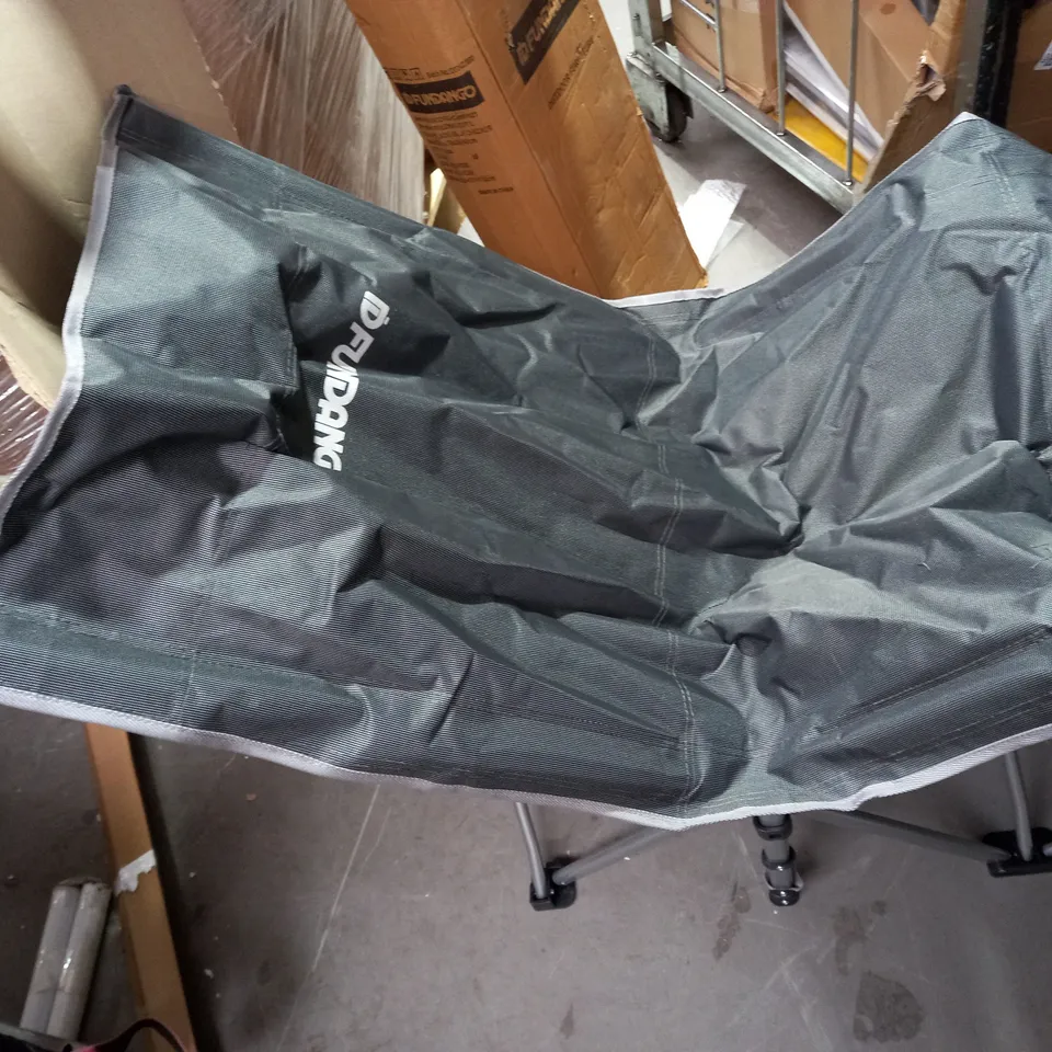 BOXED ID FUNDANGO GREY FOLDING COT (COLLECTION)