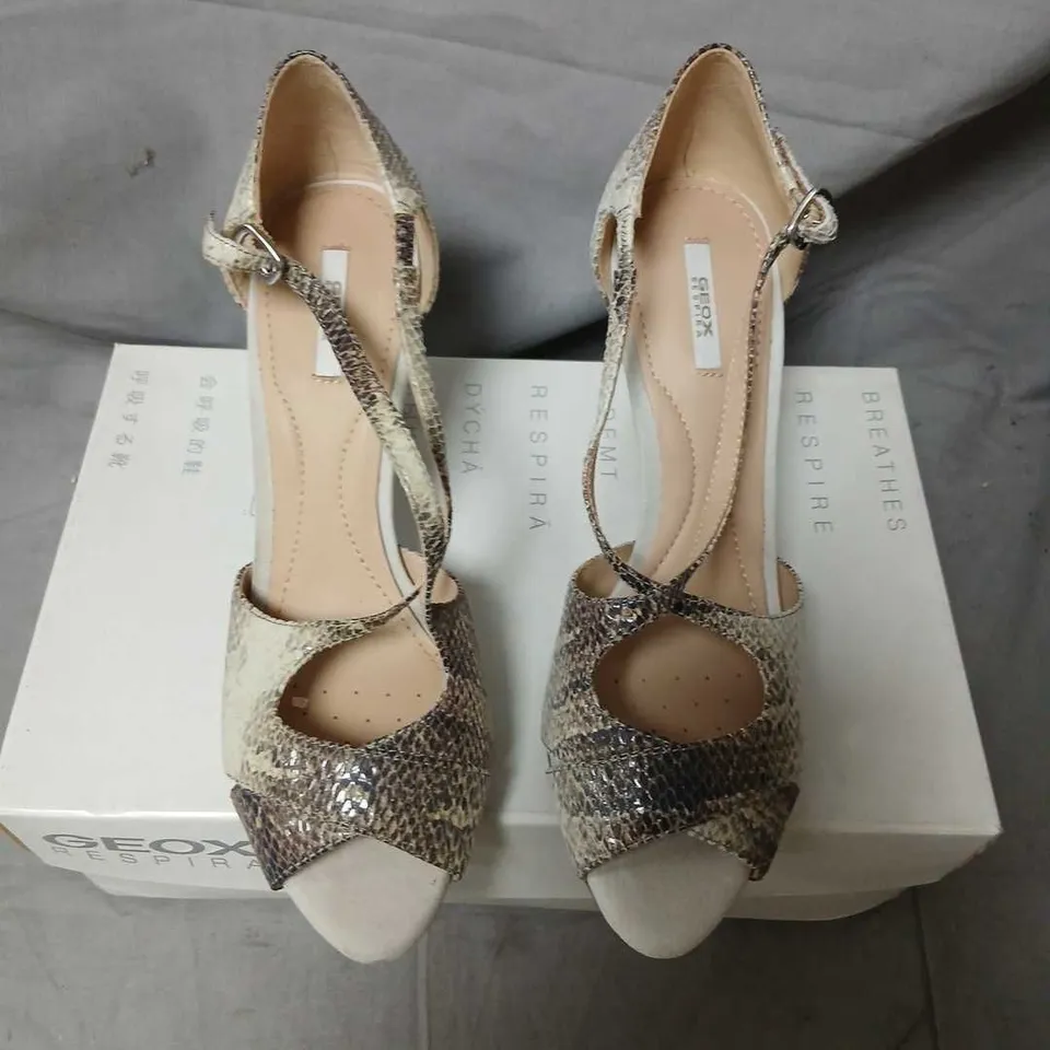 GEOX RESPIRA MARIE GREY PYTHON – WOMEN'S HIGH HEEL SANDALS, EU 38 (UK 5)