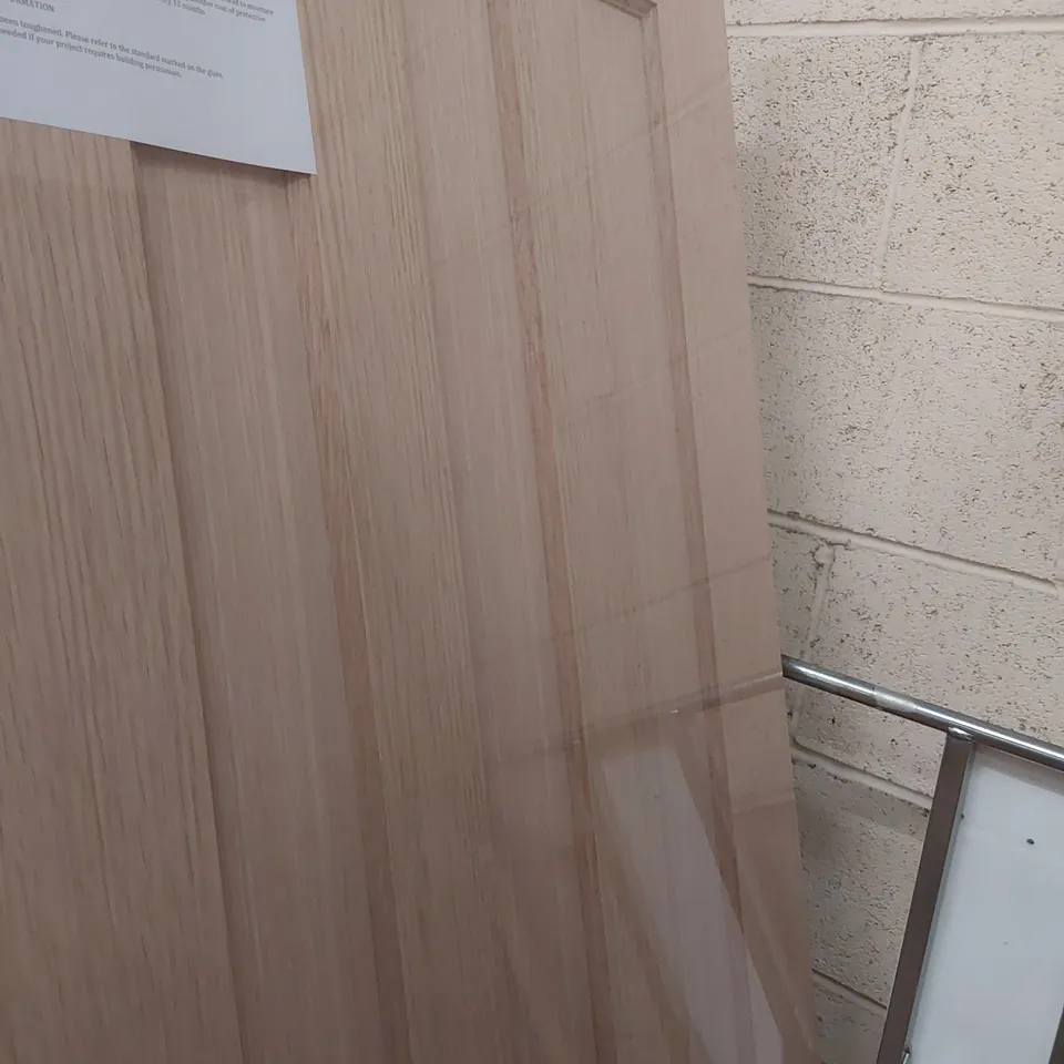 OAK VENEER VERTICAL 3 PANEL INTERNAL DOOR 1981 × 686mm