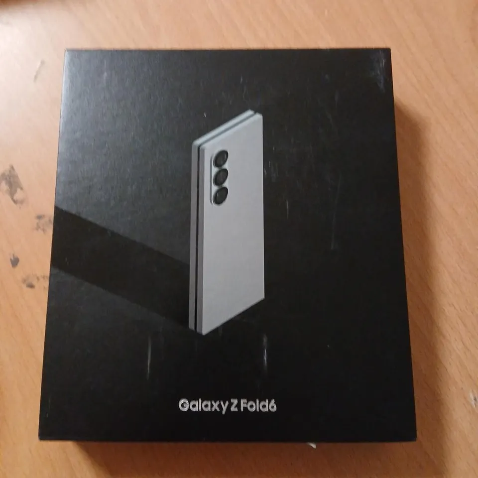 SAMSUNG GALAXY Z FOLD6 SMARTPHONE – BOXED