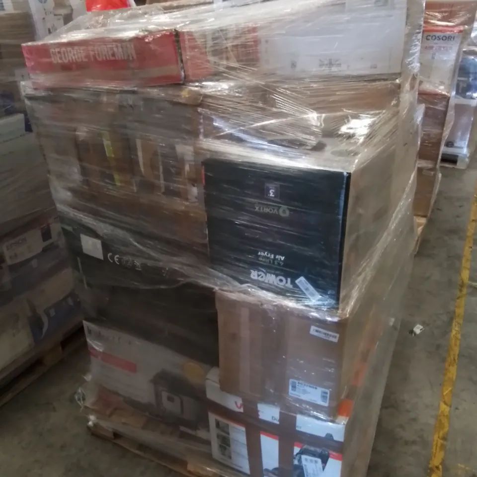 PALLET TO CONTAIN APPROXIMATELY 22 ASSORTED ELECTRONIC GOODS & PRODUCTS. INCLUDES